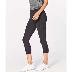 lululemon athletica Speed Up Crop Leggings with Side Pocket Size 8